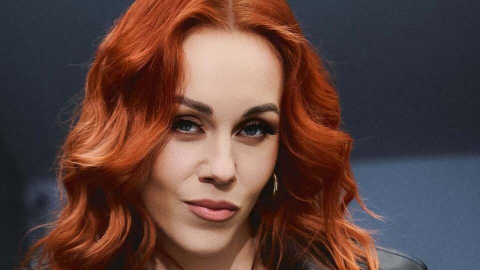 Олена Тополя відверто розповіла, що передувало її розлученню: Воно ж не відбувається день у день