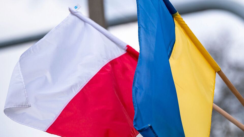 Після скандалу з Бандерою у Вінниці польські активісти зібрали кошти на автобуси