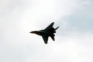 У Хмельницькій області, імовірно, розбився військовий літак. Що відомо