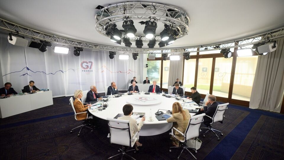 "Панує єдність". Лідери країн G7 досягли консенсусу щодо санкцій для РФ – FT
