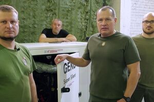 5-я отдельная штурмовая киевская бригада получила от "Украинской команды" генератор – Палатный