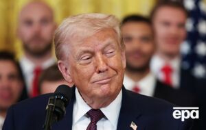 "Це не позолота". Трамп пояснив, чому погодився на зустріч із Макроном у Версалі