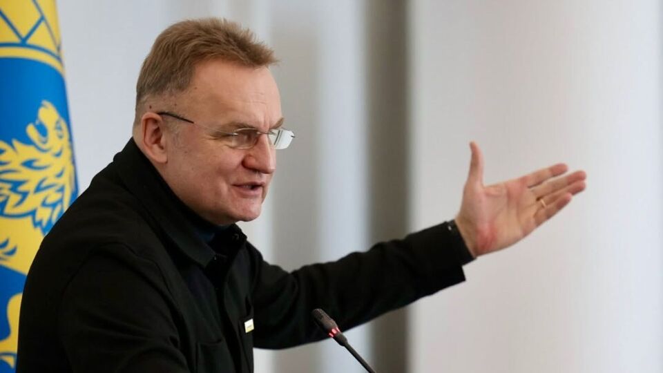 Садовий про відновлення перельотів зі Львова: Ви чули, щоб атакували аеропорт в Москві чи Санкт-Петербурзі?
