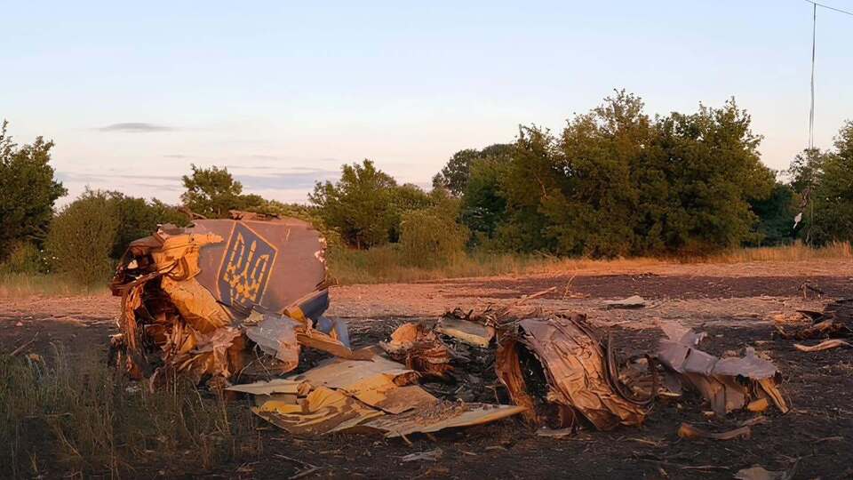 В Хмельницкой области разбился Су-24М. Погиб известный летчик-испытатель. Главное