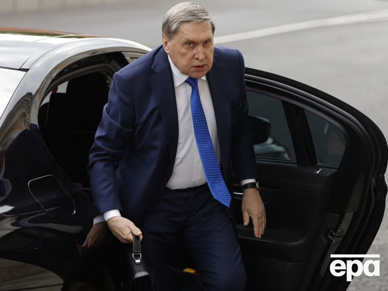 Ушаков заявив, що європейці під час саміту G7 "накачували" Трампа "шкідливими ідеями"