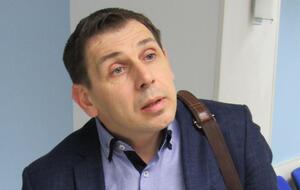 Экс-нардеп заявил, что центральные власти готовят новую волну давления на Киев и обыски на коммунальных предприятиях и среди волонтеров