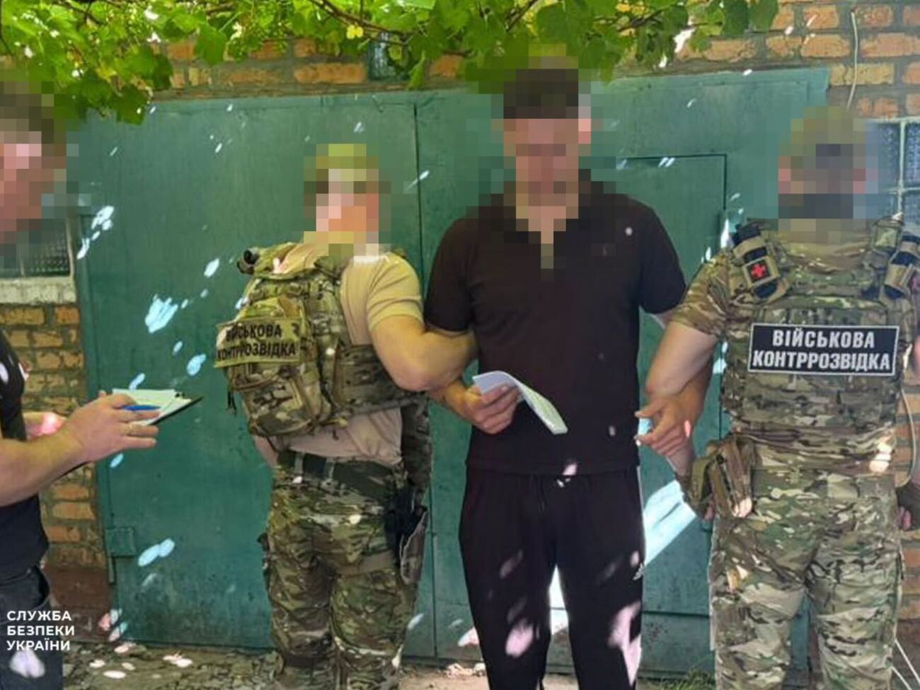 "Завгосп" бараку. Нацгвардійця підозрюють у катуванні інших українських полонених