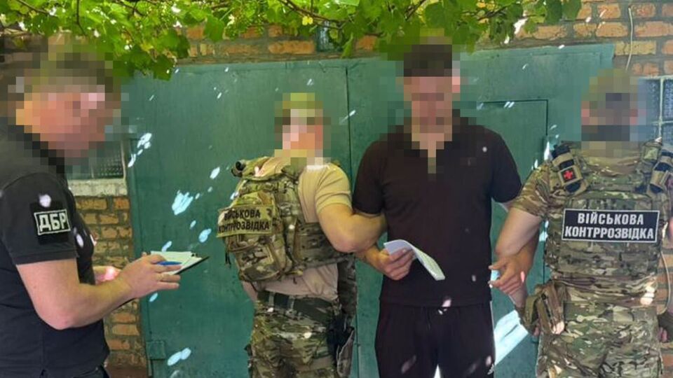 "Завгосп" бараку. Нацгвардійця підозрюють у катуванні інших українських полонених