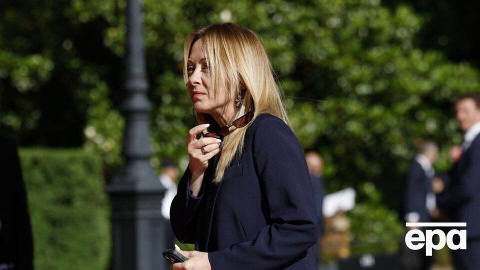 Трамп заявив, що Мелоні "благала" про фото з ним. Прем'єрка Італії відреагувала