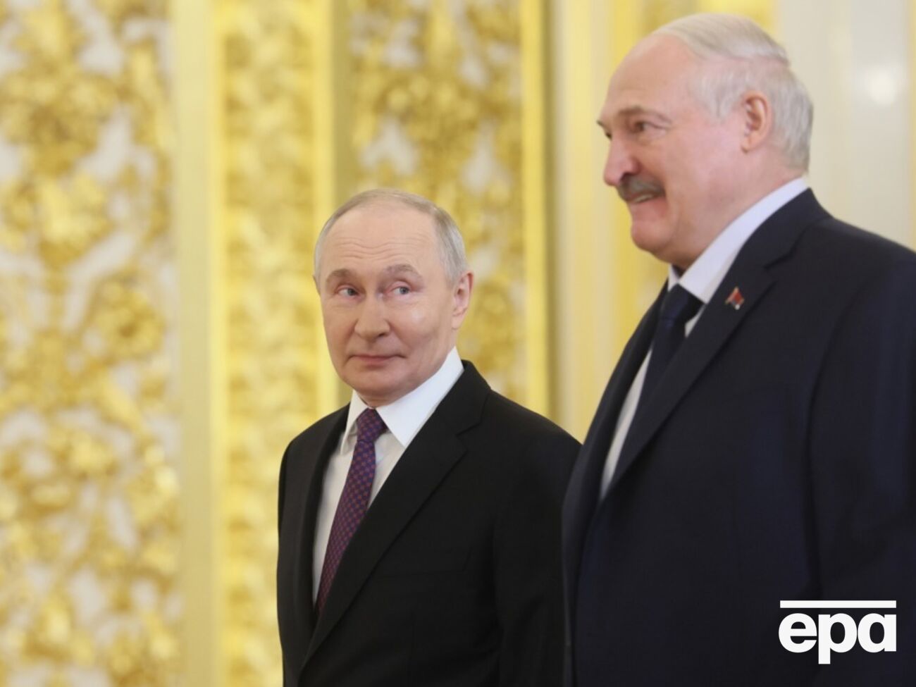 Лукашенко привіз Путіну "блокадний хліб Сталінграда"