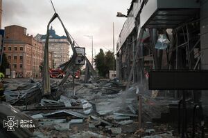"Нас засыпало, все затянуло дымом". Ночью по Украине было выпущено 30 баллистических ракет. Каковы последствия