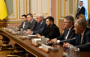 Зеленський про переговори: Ми даємо можливість "рускім" обирати формат