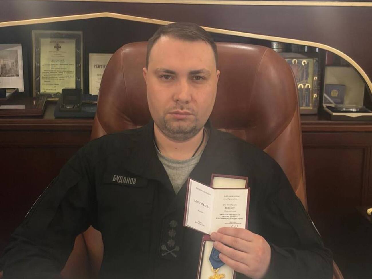 "Не можу лишатися осторонь". Буданов відмовився від польського ордена на тлі рішення Навроцького