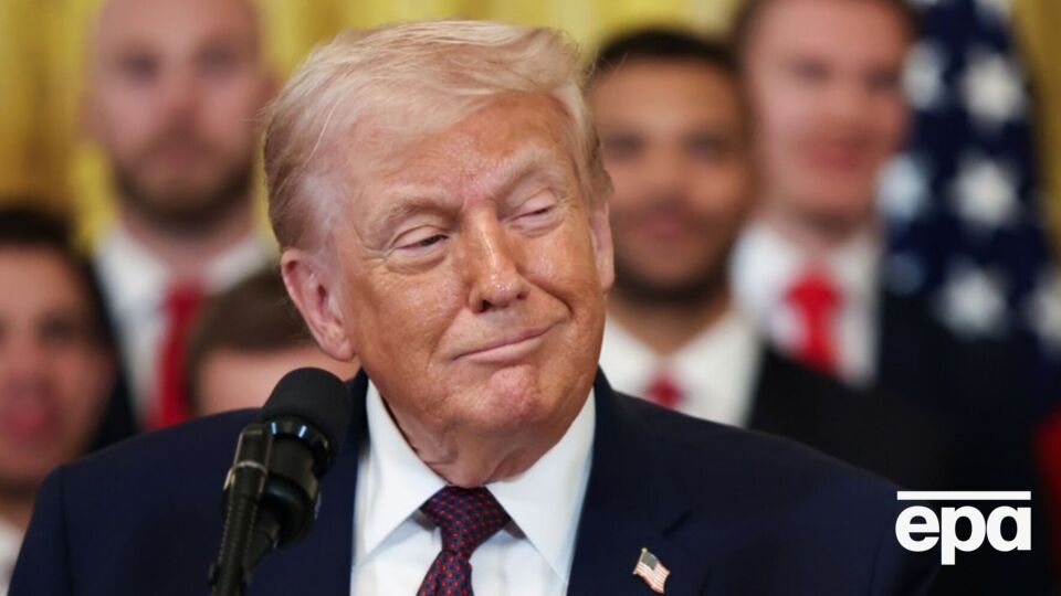 "Хто взагалі міг би таке робити?" Трамп уважає, що його влада переважає Гітлера і Сталіна