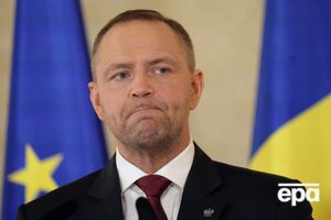 "Виставляє нас на посміховисько". Польські політики почали повертати Навроцькому свої відзнаки