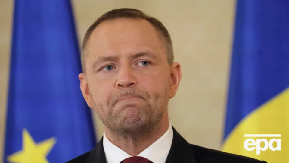 "Виставляє нас на посміховисько". Польські політики почали повертати Навроцькому свої відзнаки