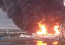 "Ого! Это жестко!" Ночью Крым атаковали дроны, горит терминал в Керченском порту. Видео