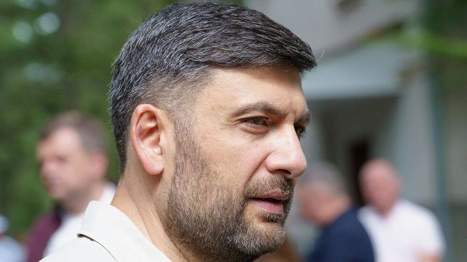 "Є те, що не підлягає дискусії". Гройсман першим серед прем'єрів України відмовився від Кавалерського хреста Польщі