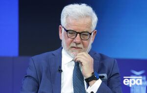 "Больше потеряет Польша". Экс-глава МИД страны объяснил, почему Украина выходит победителем в скандале с орденами