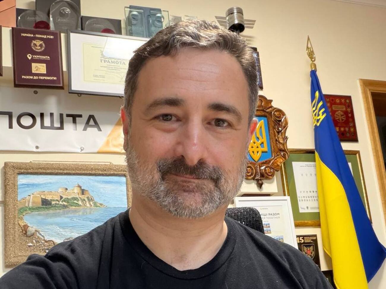 "Укрпошта" спокійно продовжує працювати". Смілянський відреагував на заяву НБУ про його профнепридатність