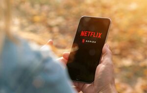 Украинцы объявили бойкот Netflix и начали массово отписываться. Что произошло