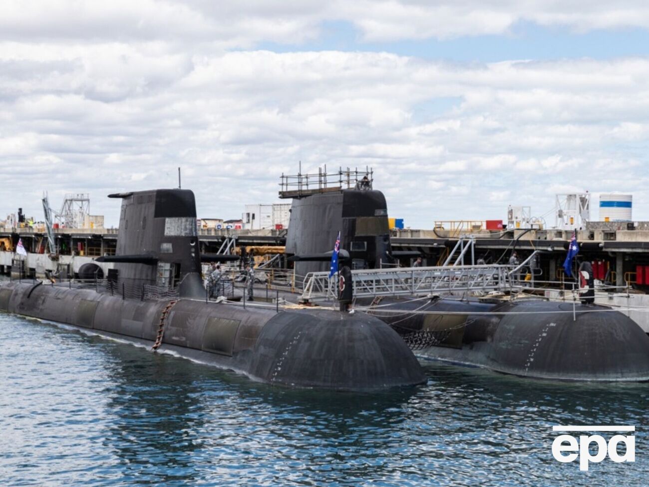 Британія могла знову залишитися без ударних підводних човнів у морі. Із чим це пов'язують