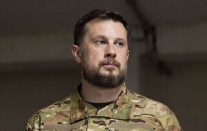 В условиях войны верность Конституции начинается с защиты Украины – Билецкий