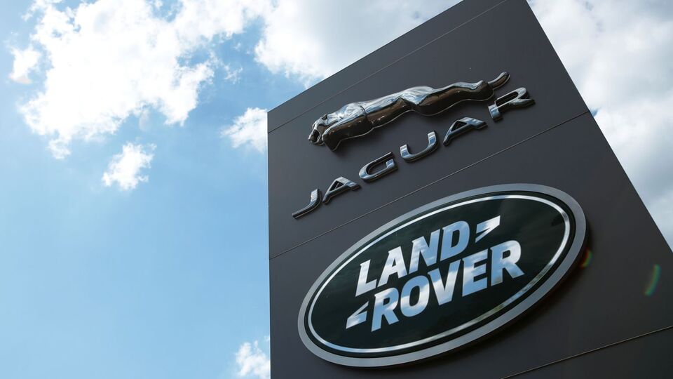 Російські хакери обвалили Jaguar Land Rover на $2,5 млрд