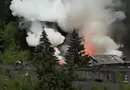 В Туле прогремел взрыв на оружейном производстве. Пожарники остановили тушение, и огонь вновь усилился. Видео
