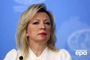 "Дрейфує у зону підвищеного ризику". Захарова пригрозила НАТО через взаємодію з Україною
