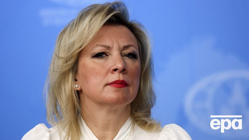 "Дрейфує у зону підвищеного ризику". Захарова пригрозила НАТО через взаємодію з Україною