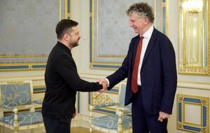 Великобритания объявила большой пакет поддержки Украине. О чем речь