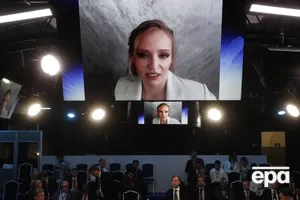 Поки Пітер атакували дрони, дочка Путіна із "мстивою пикою" оголосила вирок російській фармі. Відео