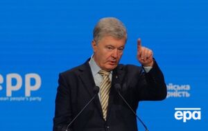 Розмова на підвищених тонах і російські мати. ЗМІ дізналися деталі першої за роки зустрічі Порошенка й Зеленського