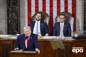 В США проголосовали за резолюцию о полномочиях Трампа из-за войны с Ираном. Что она предусматривает
