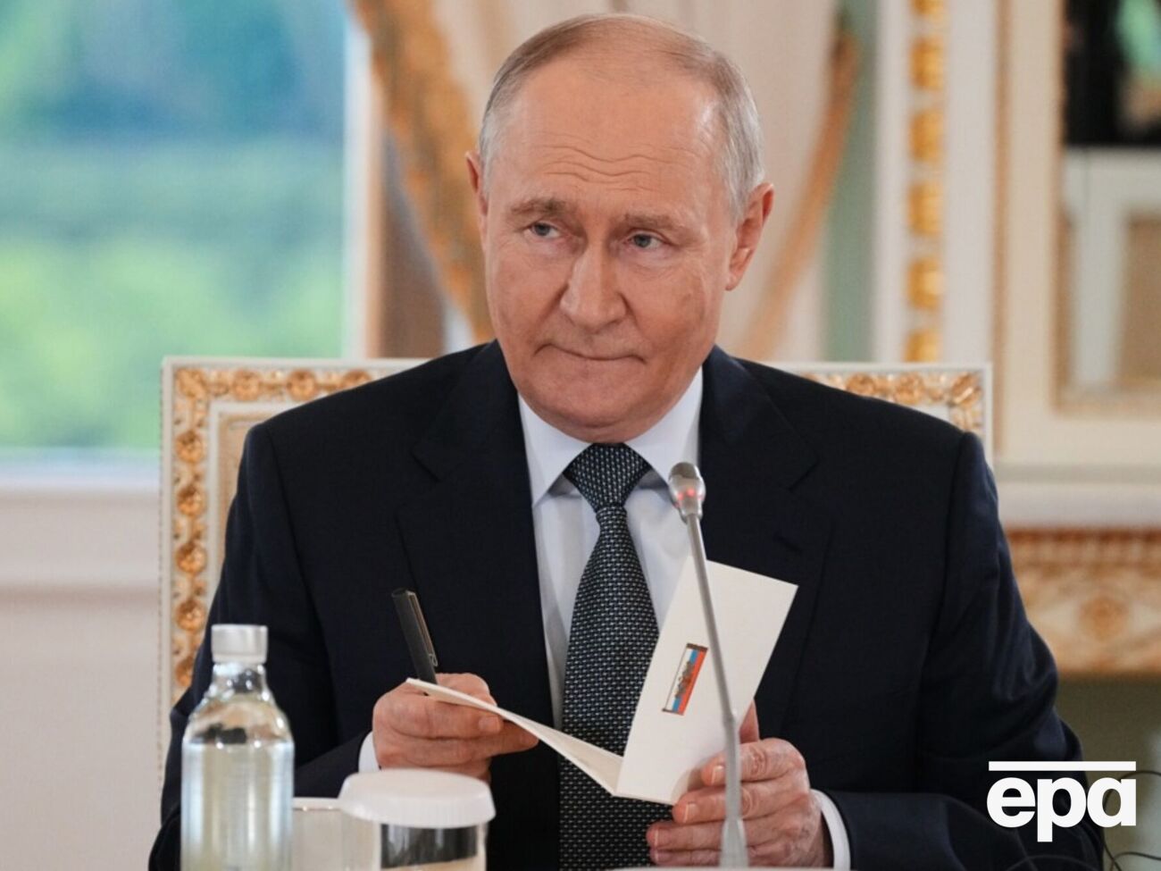 "Красноречивее российской пропаганды". Путин "завис", рассказывая о ситуации на фронте. Видео