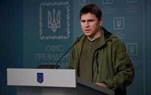 Подоляк дав пораду Лукашенку, якщо той "хоче дожити до пенсії"