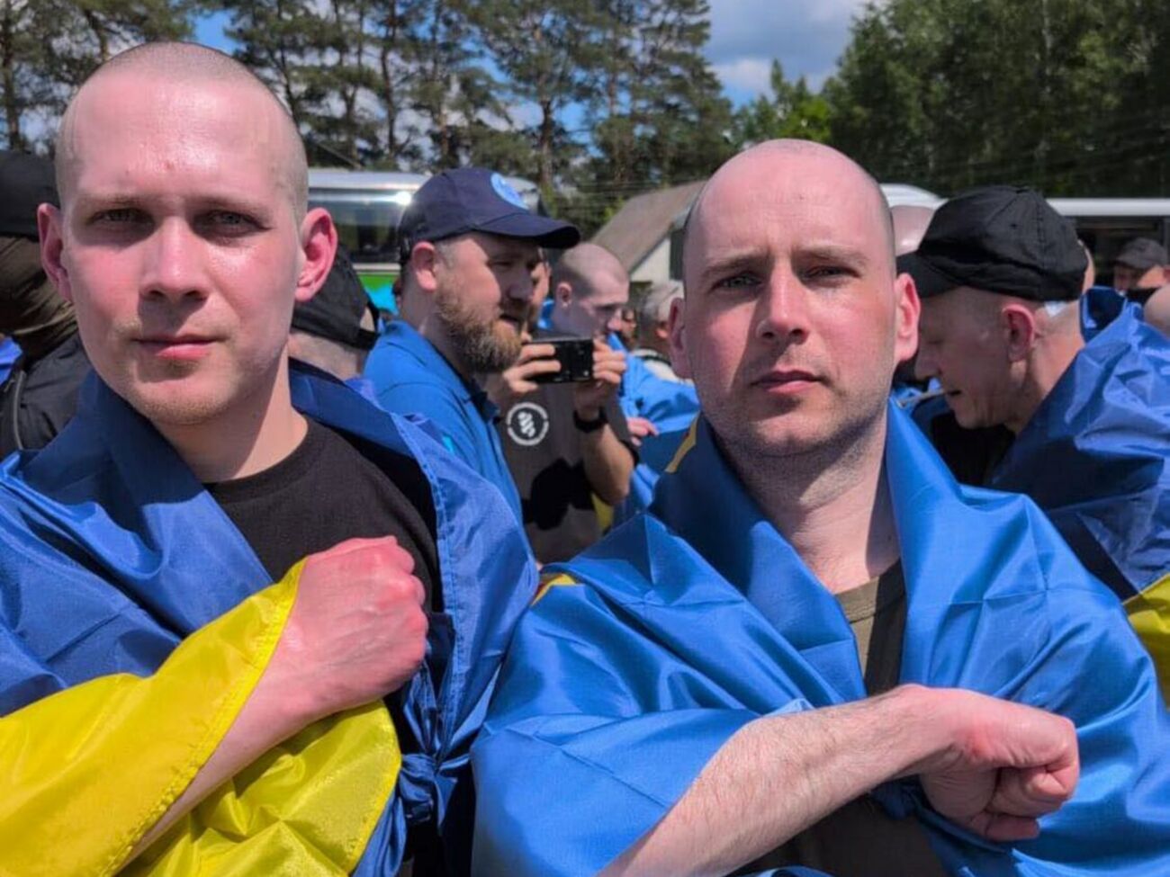 "Ми суттєво недопрацьовуємо". Редіс заявив, що з полону повернулося лише двоє азовців–оборонців Маріуполя
