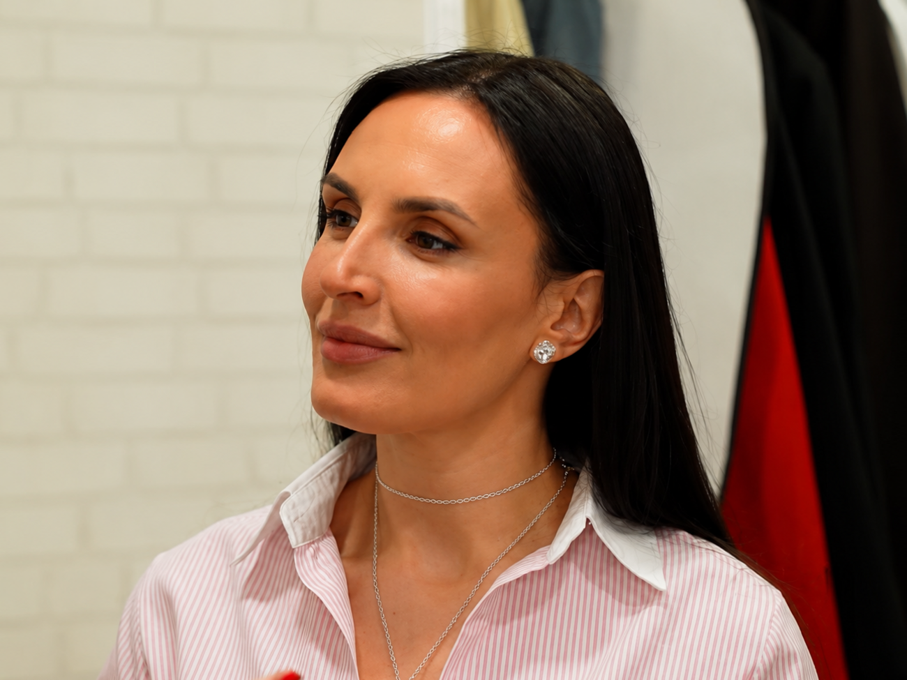 "Це жовте золото. 750 проба". Міла Нітіч похизувалася коштовним подарунком від Пугачової. Фото