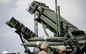 Угорщина зняла вето на допомогу Україні з фонду ЄС. Що зміниться