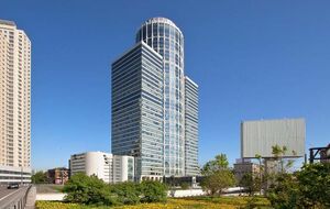 В Москве на небоскреб, связанный с "Роснефтью", вероятно, установили систему ПВО. И не только на него. Видео