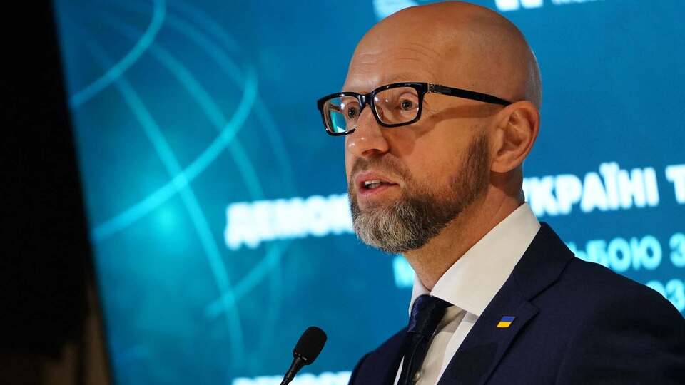 "Доки Макрон ще президент". Яценюк закликав прискорити інтеграцію України до ЄС