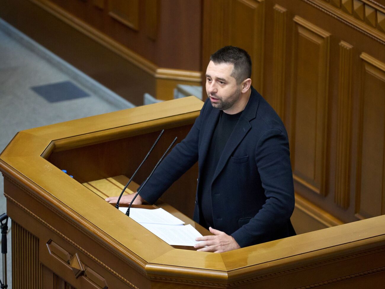 Арахамією поговорив із Путіним? У мережі з'явилася нова версія таємних контактів