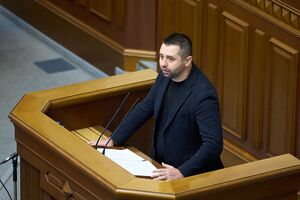 Арахамія поговорив із Путіним? У мережі з'явилася нова версія таємних контактів