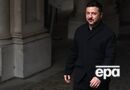 Зеленський за кордоном несподівано показав культовий жест. Відео