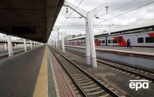 У Криму паралізувало рух поїздів, пасажирів пересаджують на автобуси. Що відомо