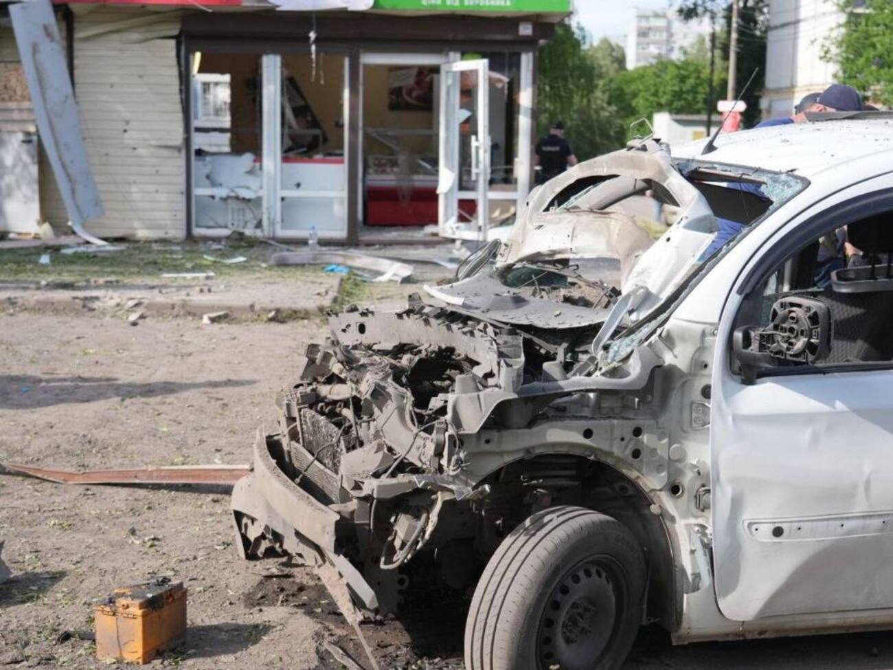РФ ударила по зупинці в Запоріжжі. Поранено понад 20 людей, є загиблі