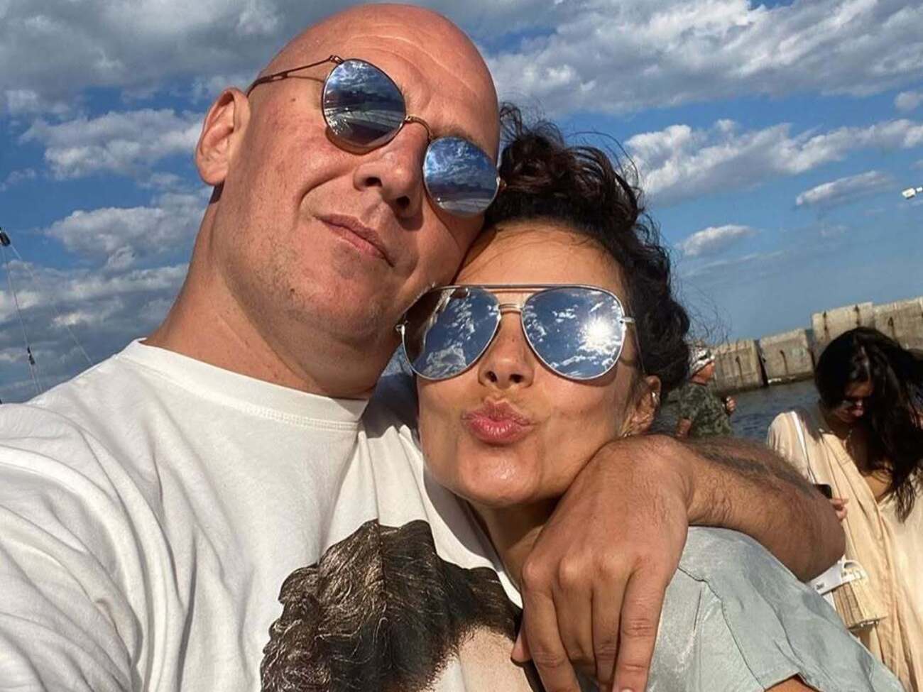 "У нас все вийшло". Потап зменшив розміри свого тіла й показав, як тепер виглядає поряд з дружиною