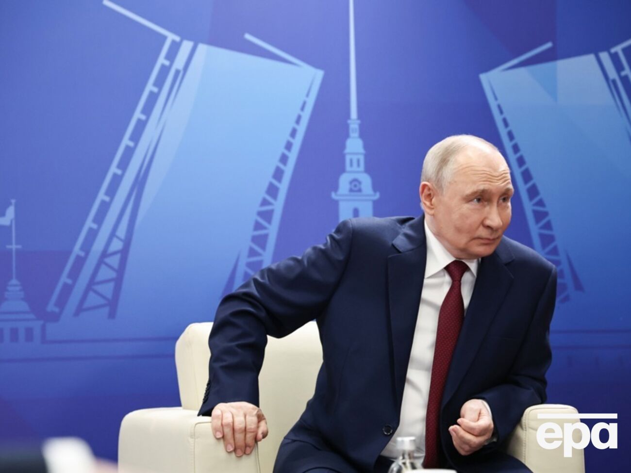 Половина оточення Путіна хоче зупинити війну. Зеленський назвав причину