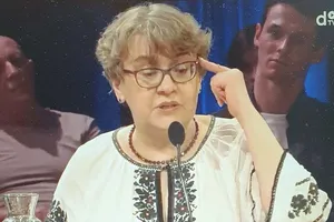 Скандальна Забужко прокляла українського військового й оголосила про свої відьомські здібності